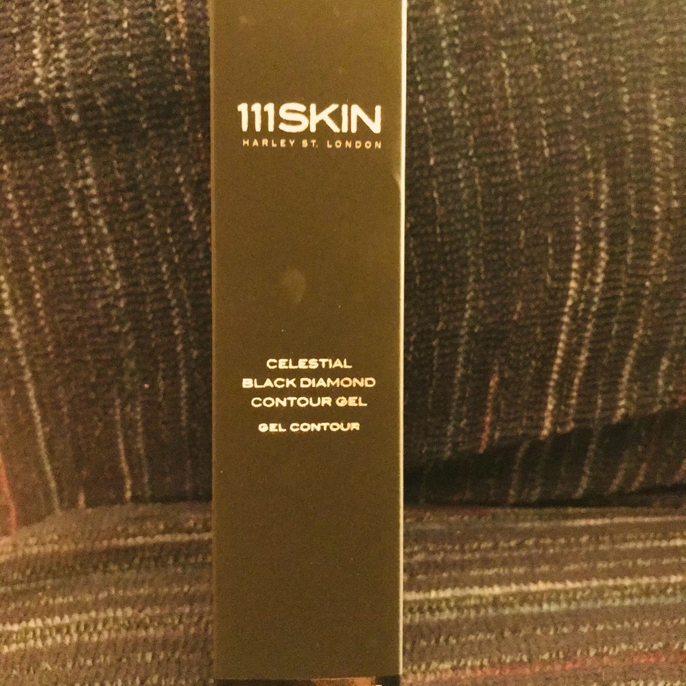 111skin celestial black diamond contour gel